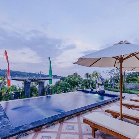 Sunday Huts Lembongan Hotell Exteriör bild