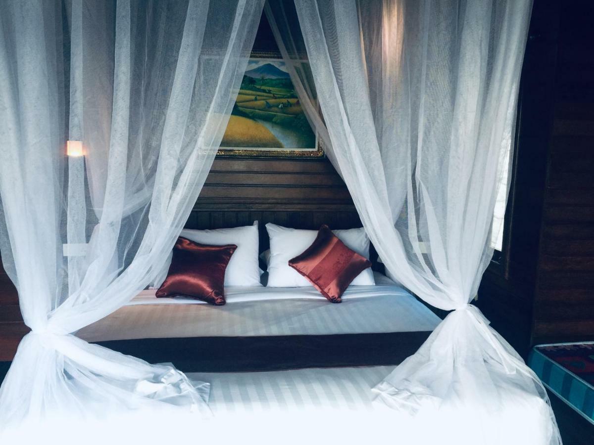 Sunday Huts Lembongan Hotell Exteriör bild