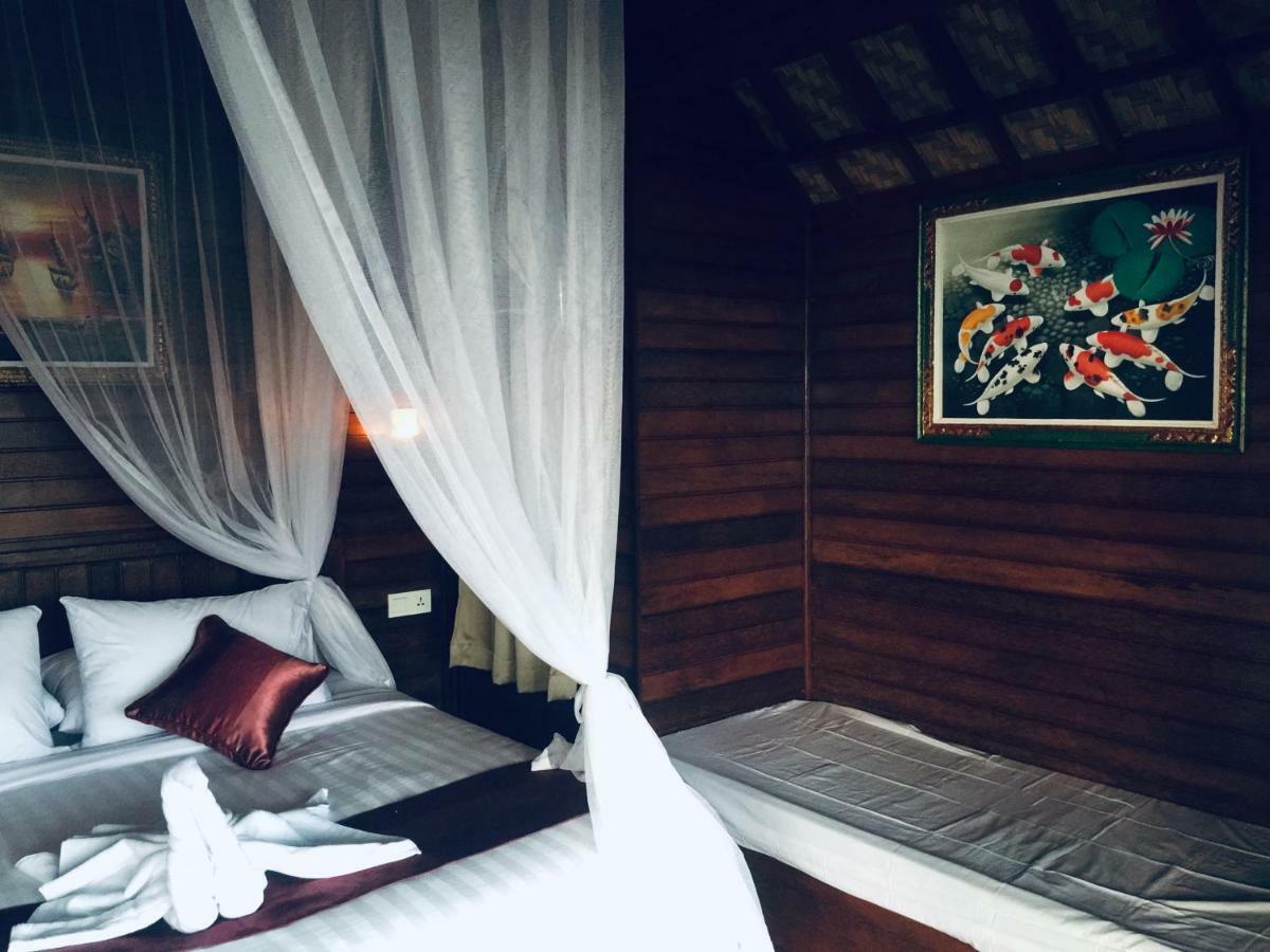 Sunday Huts Lembongan Hotell Exteriör bild