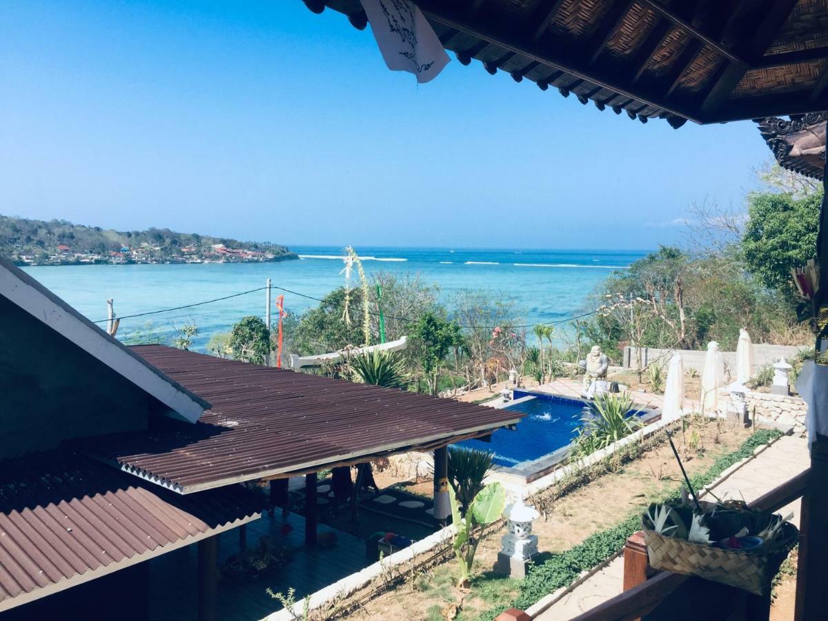 Sunday Huts Lembongan Hotell Exteriör bild