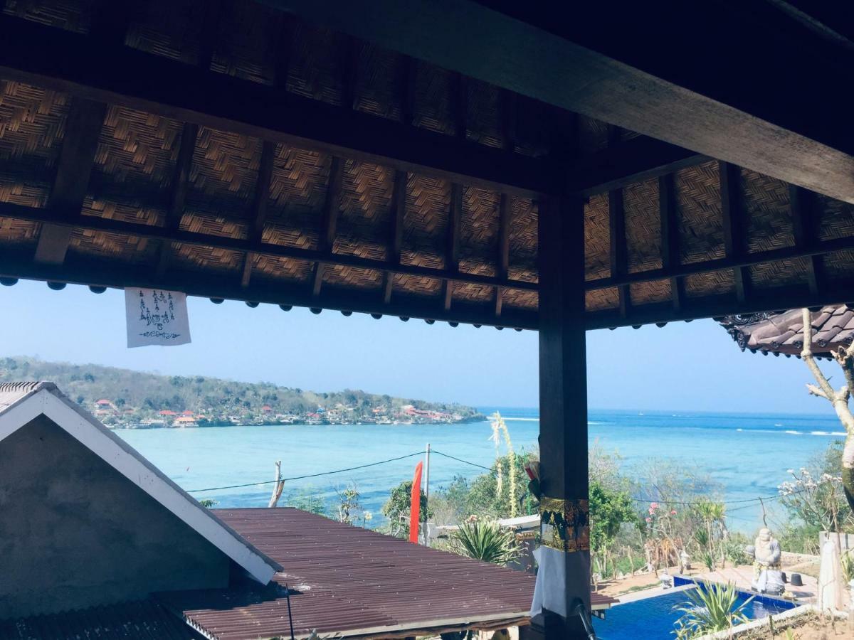 Sunday Huts Lembongan Hotell Exteriör bild