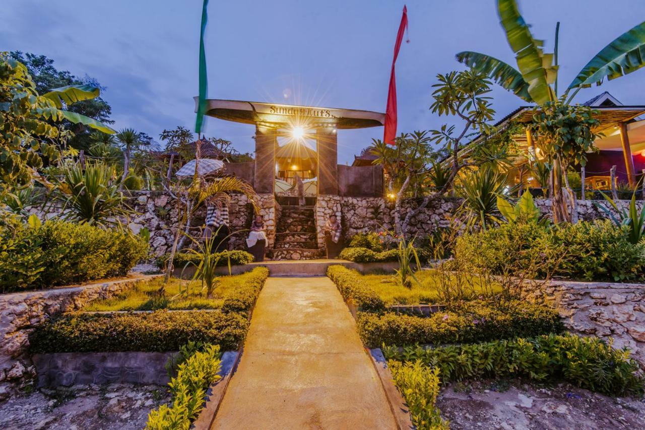 Sunday Huts Lembongan Hotell Exteriör bild