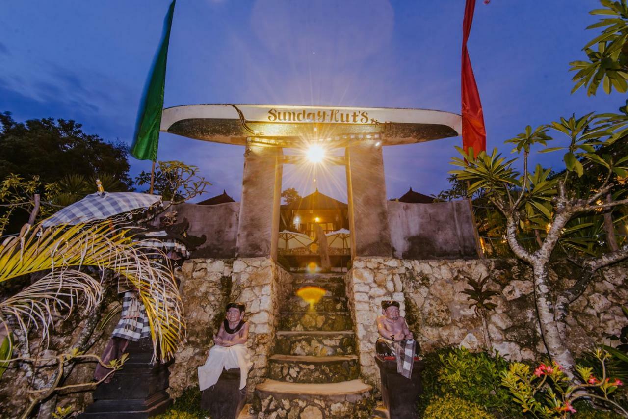 Sunday Huts Lembongan Hotell Exteriör bild