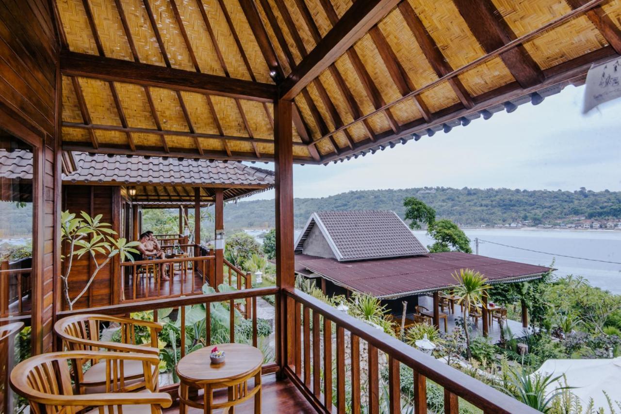 Sunday Huts Lembongan Hotell Exteriör bild