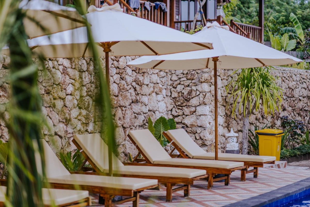 Sunday Huts Lembongan Hotell Exteriör bild